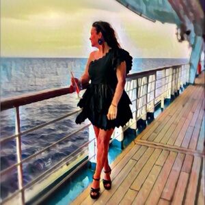 Meet your Posher, Joy